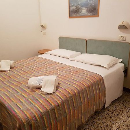 Hotel Piccari Nuova Gestione Rímini Exterior foto