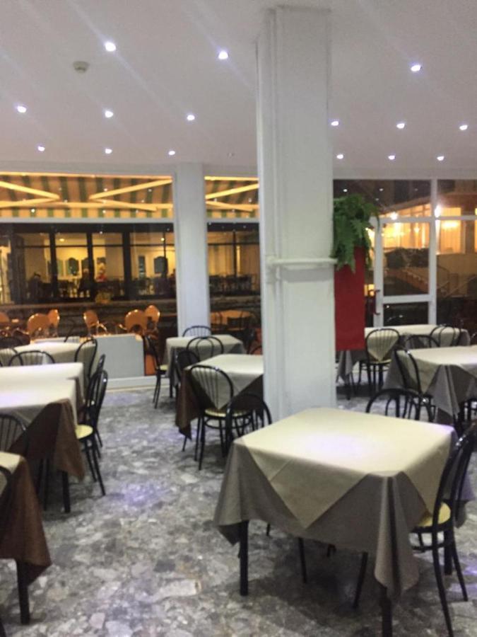 Hotel Piccari Nuova Gestione Rímini Exterior foto